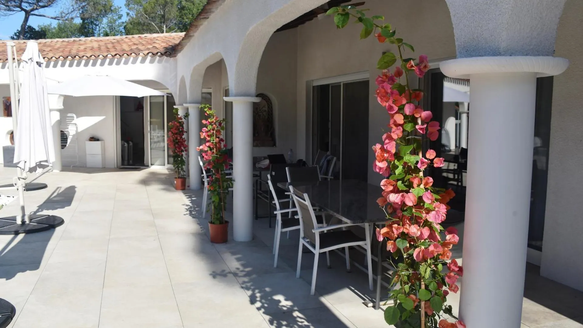 Ferienhaus Le Domaine De L'Olivier, L Ieu De Bien-Etre Solidaire Brignoles